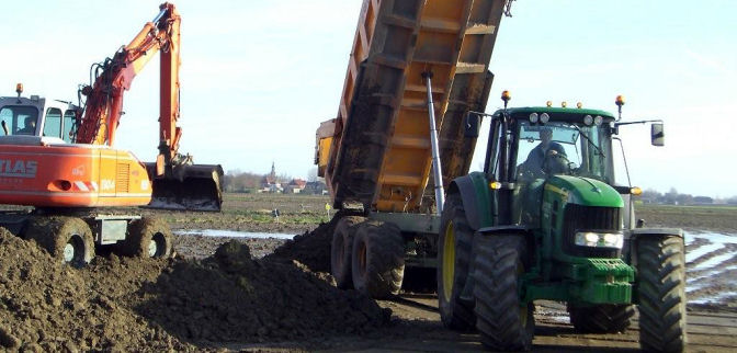 11281_1 Helft aanbestedingen kan onderhands